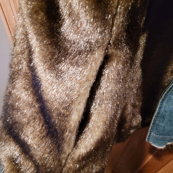 Vintage Esprit Reversible Jean and Faux Fur Vest- Size M - Picture 6 of 8
